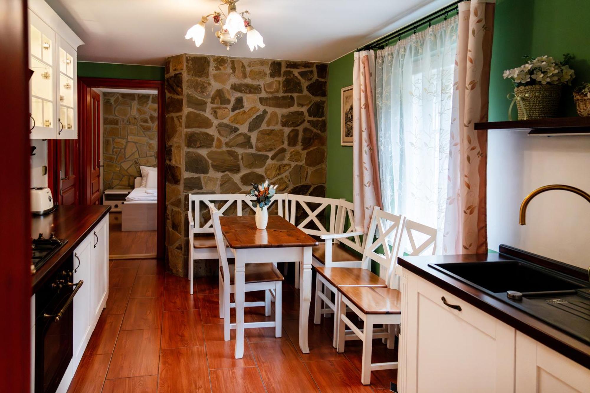 Villa Emausy Luhačovice Zewnętrze zdjęcie