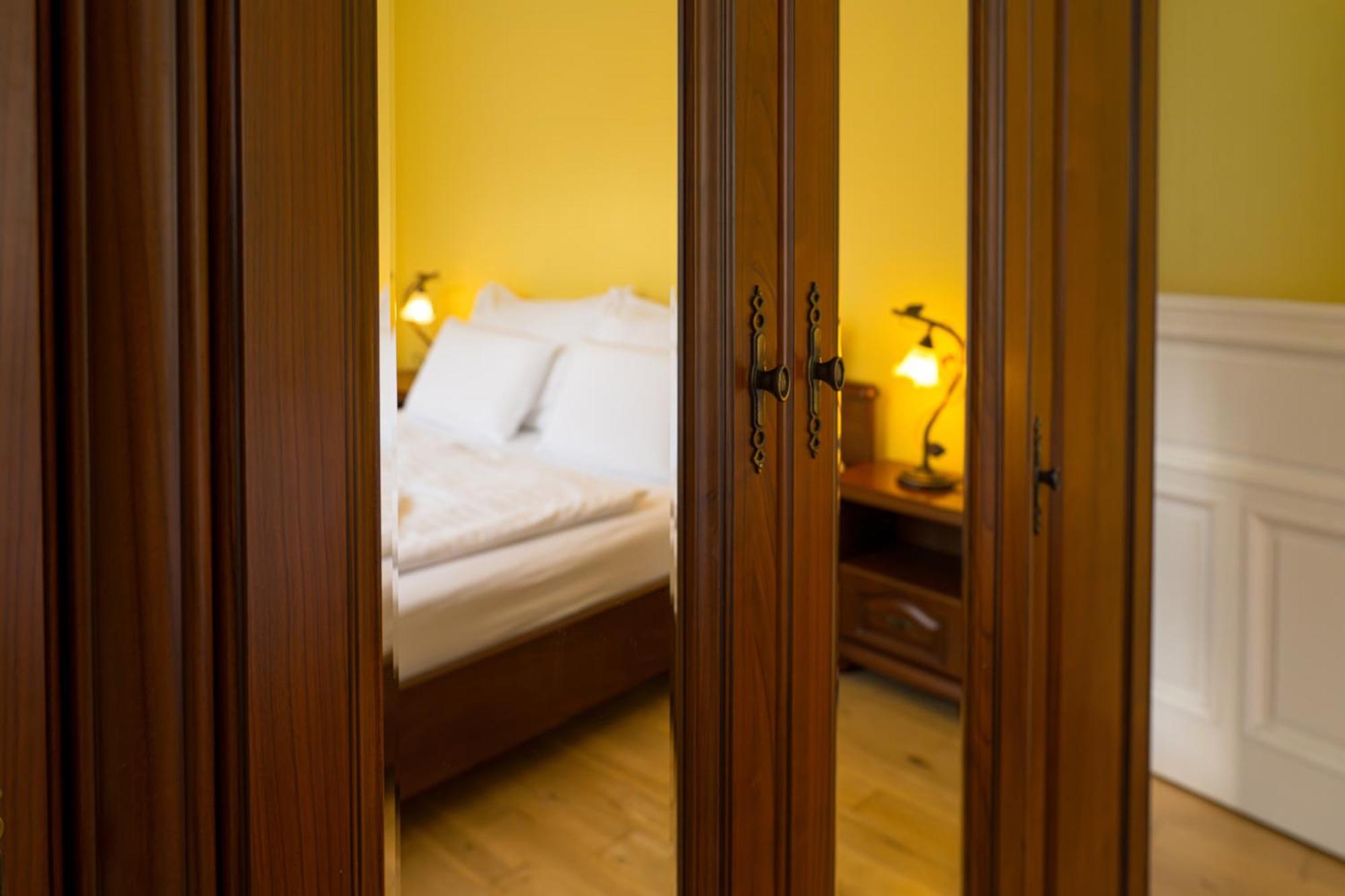 Villa Emausy Luhačovice Zewnętrze zdjęcie