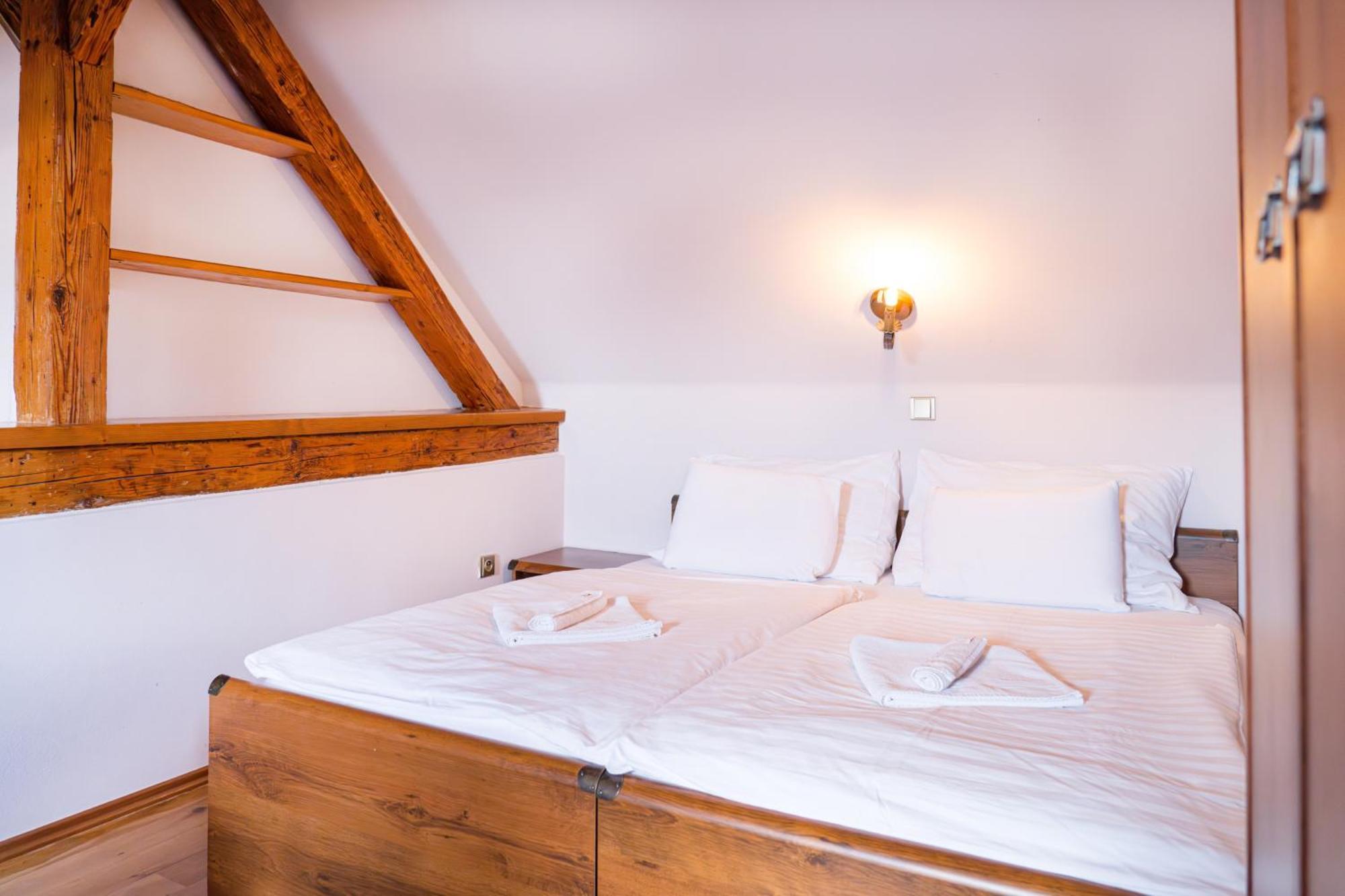 Villa Emausy Luhačovice Zewnętrze zdjęcie
